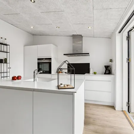 Ingebrit - 1-4km From The Sea By Interhome Casa vacanze