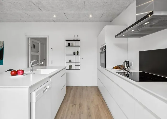 Dom wakacyjny Ingebrit - 1-4km From The Sea By Interhome